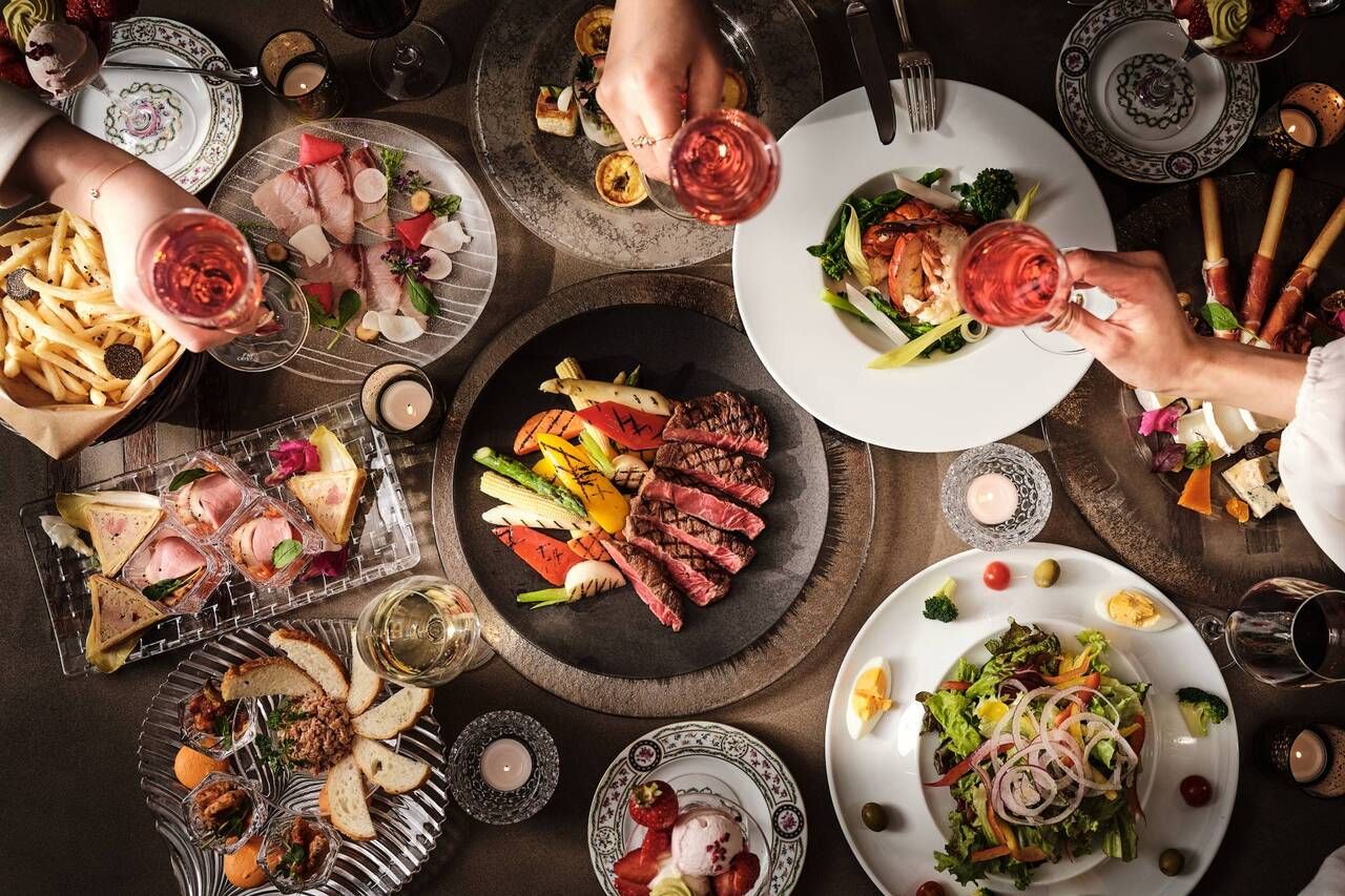 [Year-end & New Year's Gift] Party at the popular lounge / (Classic Course) Includes 2 hours of all-you-can-drink! 8 dishes in total