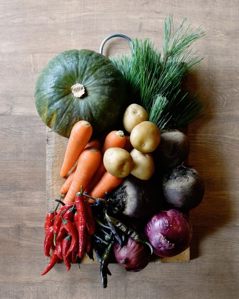 Reservation-only Vegetarian Course: Amuse-bouche, bread, cold appetizer, pasta, main course, and dessert (6 dishes)