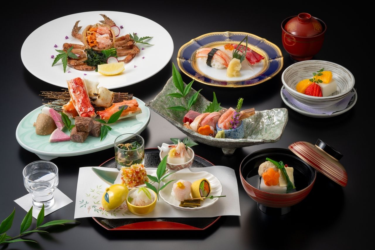 三大蟹を食す冬の饗宴会席(利き酒師セレクトペアリング）