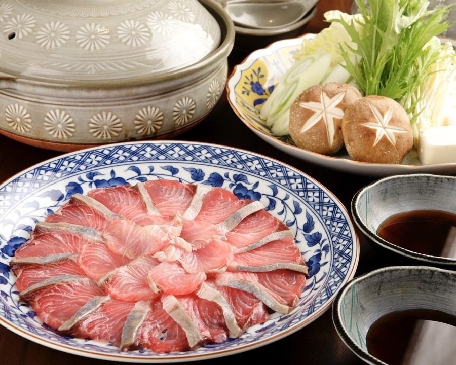 [Ice-aged wild yellowtail] Wild yellowtail shabu-shabu kaiseki course [Kaede]