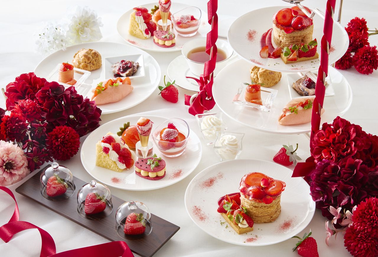 苺アフタヌーンティーセット