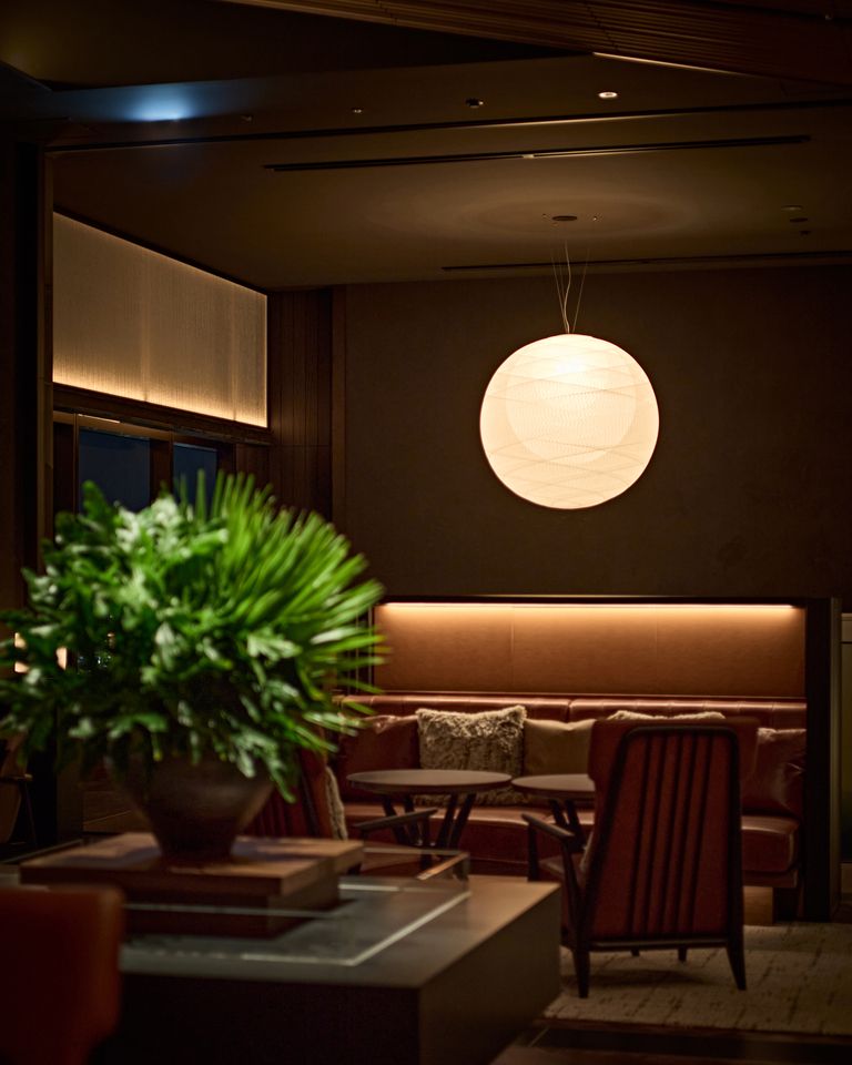 A 90-minute free-flow plan to brighten up your gathering