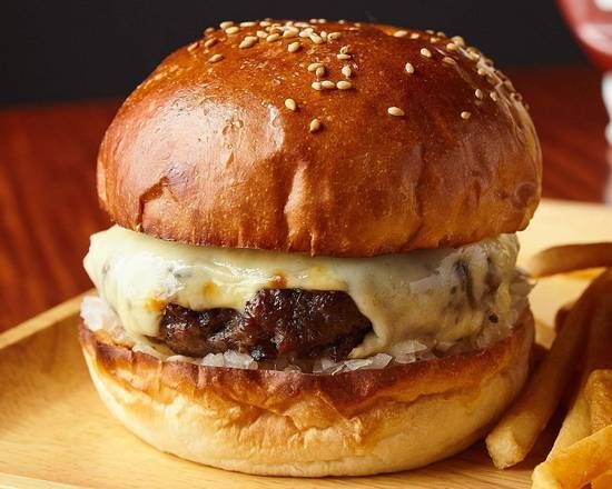 【KOBE Beef】 Mozzarella Cheese Burger