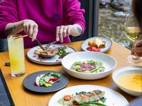 Lunch Teishokul + 1 drink included