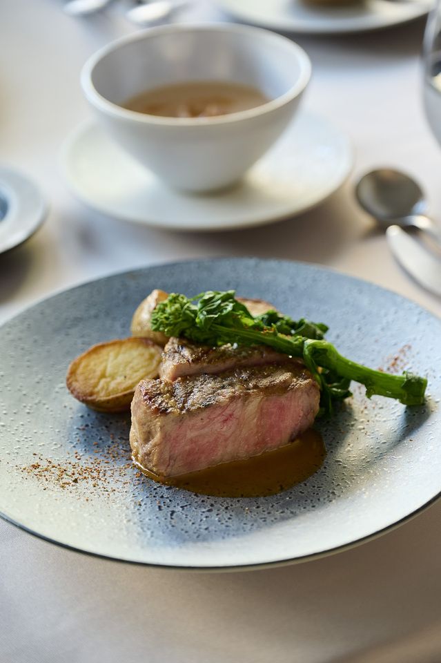 [Lunch Course] A 5-course meal featuring the refreshing colors of early summer, plus coffee after the meal.