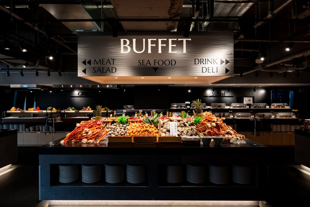 [Luxury Buffet] <180-minute limit> Yakiniku & Japanese, Western, and Chinese buffet with over 150 dishes including king crab + all-you-can-drink alcohol