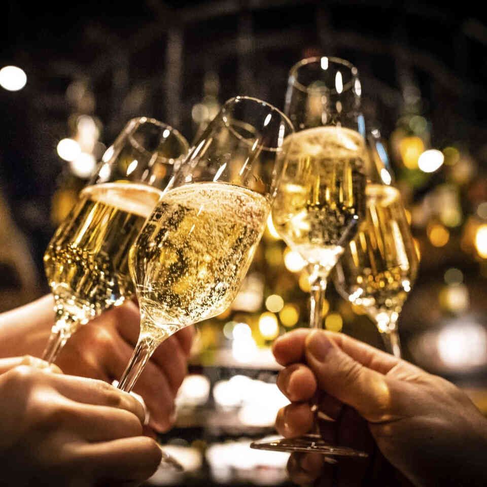 4/26～5/6限定【2時間プレミアム飲み放題付き】お肉を満喫スペシャルコース 全6品