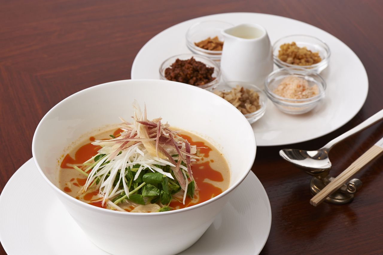 ■【季節限定】冷やし担々麺　点心・デザート付きディナー