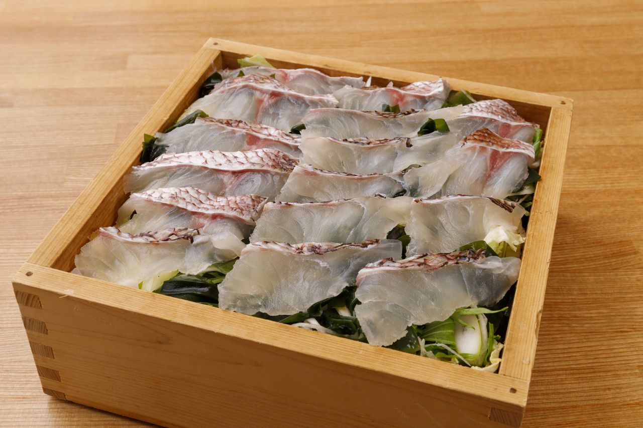 【1ドリンクサービス】真鯛の蒸籠蒸しと豪華前菜のカジュアル魚蒸籠コース【お食事がメイン】