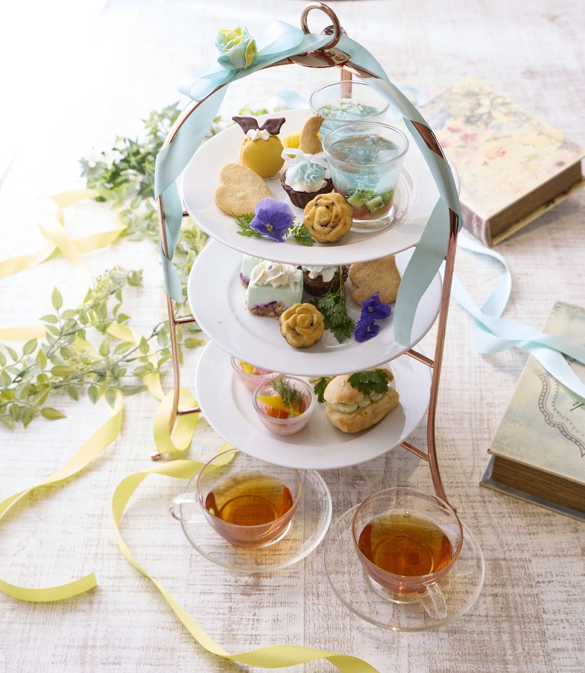 【5月・6月限定☆アフタヌーンティー】アリスのCelebrate Afternoon Tea☆飲み放題付き
