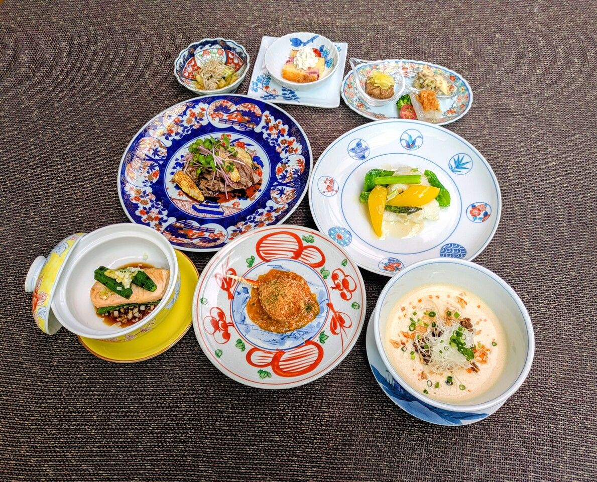 A slightly more upscale course that changes with the seasons [Lunch Course] Summer 2026