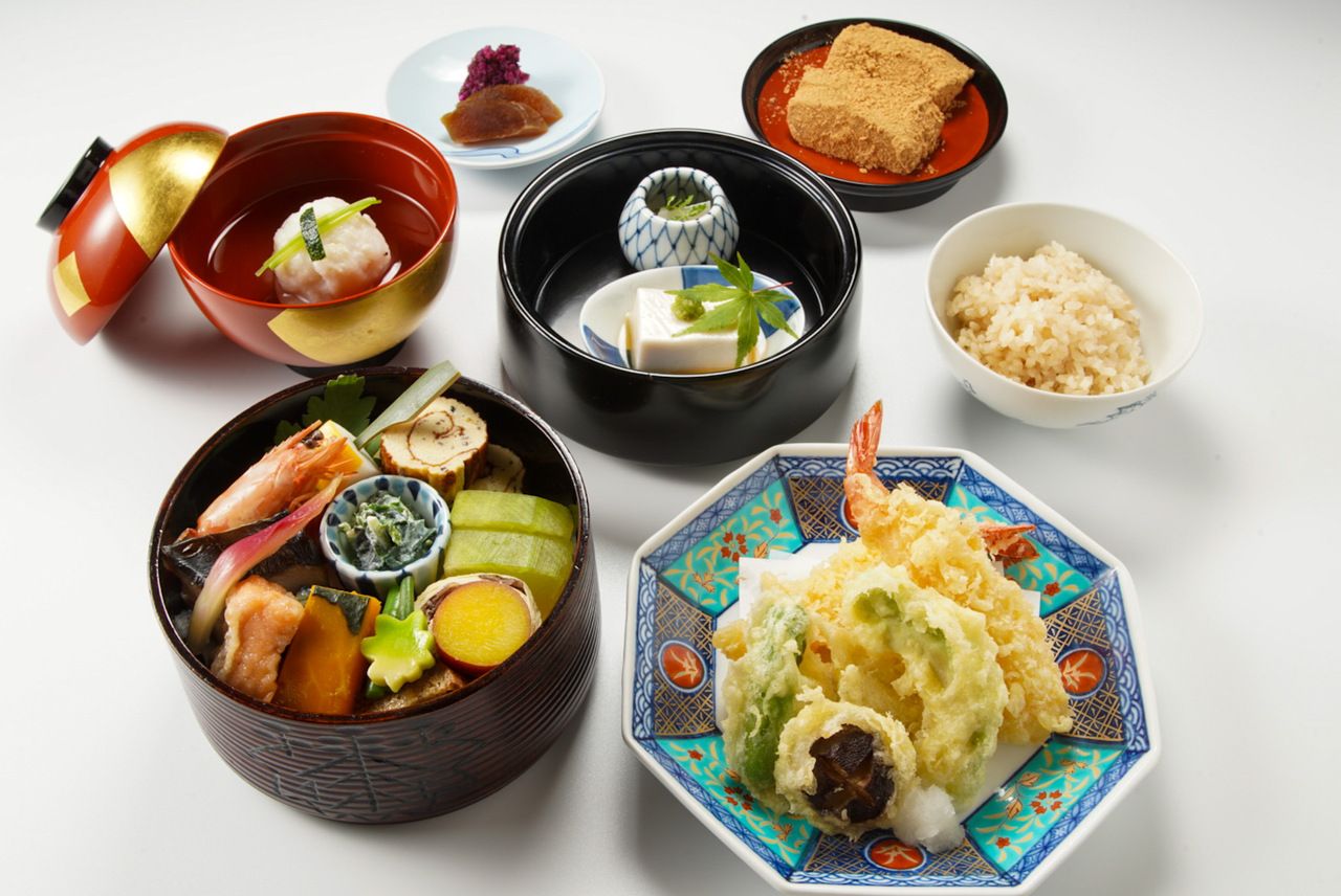 Koetsu Water Jar Lunch Box (Tempura)
