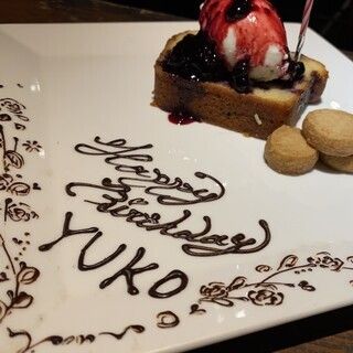 【サプライズしませんか？】自家製デザートプレート【お祝いにどうぞ】