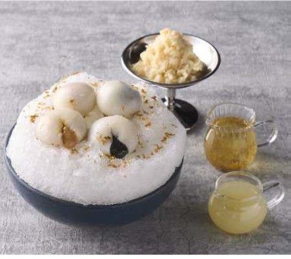 Starting July 1st: [Lunch Reservation Only] Prix Fixe Course including shaved ice with dumplings (with Taiwanese tea) *Minimum 3 people