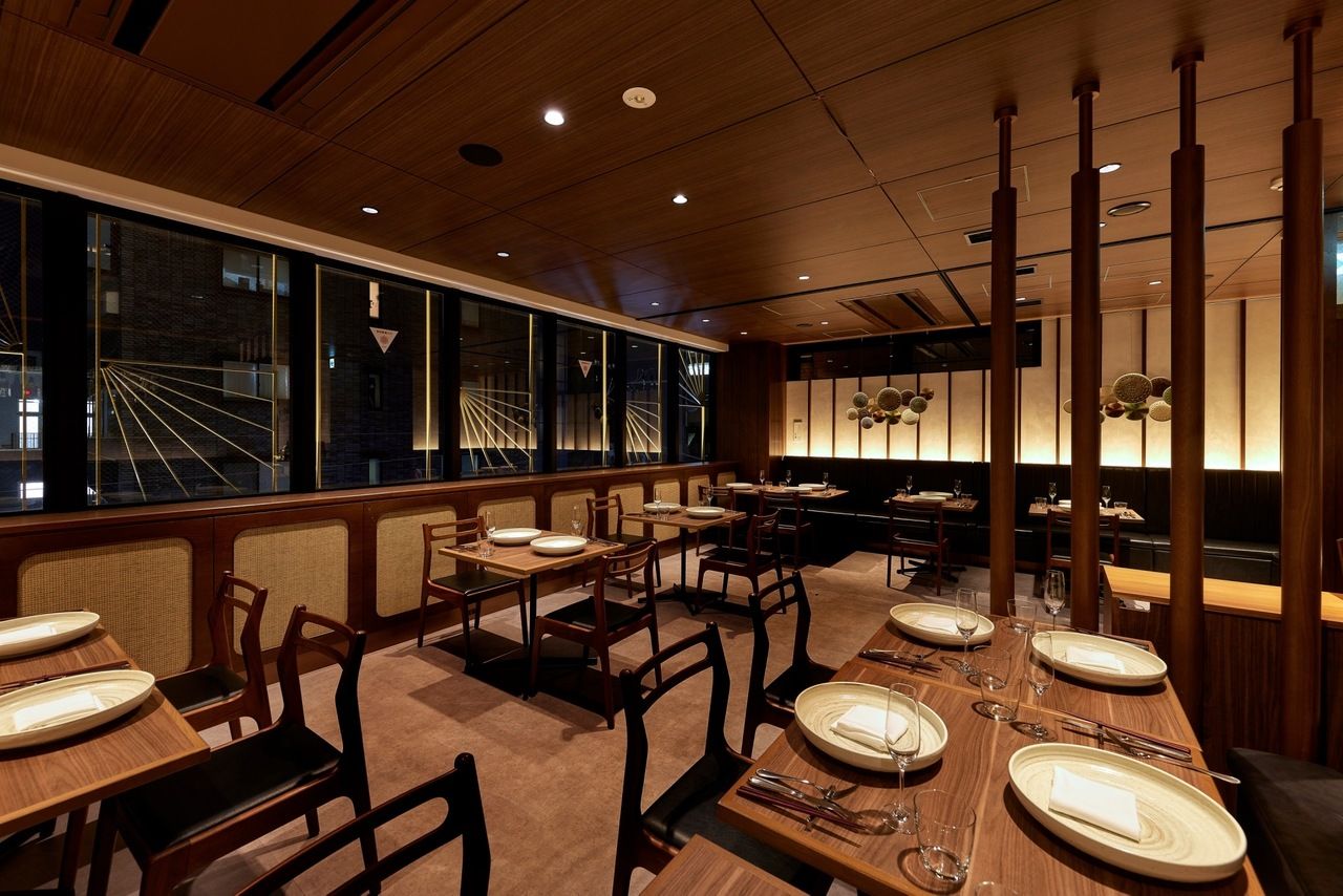 【Dinner】 Reservations for seats only; additional charge applies