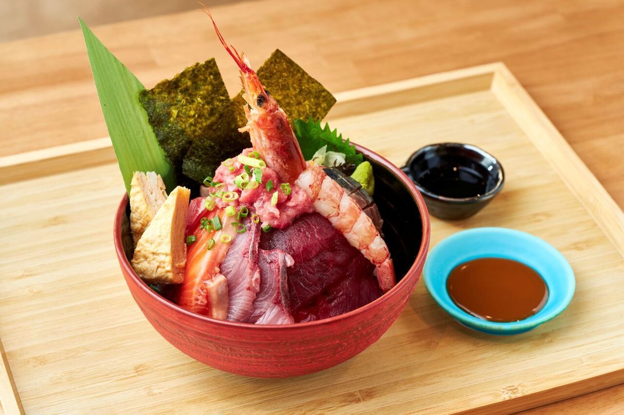 C7 Luxury Seafood Donburi Lunch [Unlimited fried horse mackerel refills/Dessert/Free coffee included]