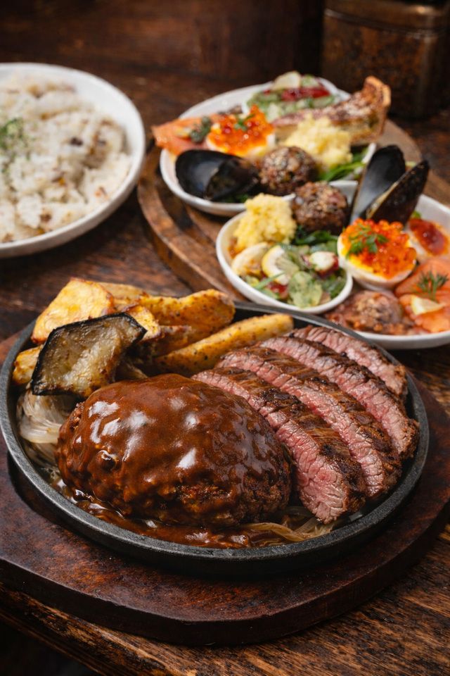 ⭐︎どちらも堪能！神戸牛赤身ステーキ100g＆神戸牛ハンバーグコース｜豪華前菜・デザート付き