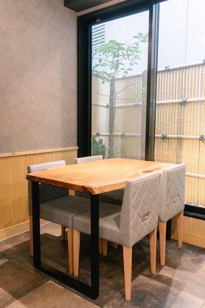 1st floor table