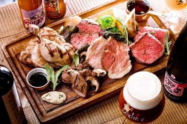 The Rooftop Butcher Chicago pizza & Beer