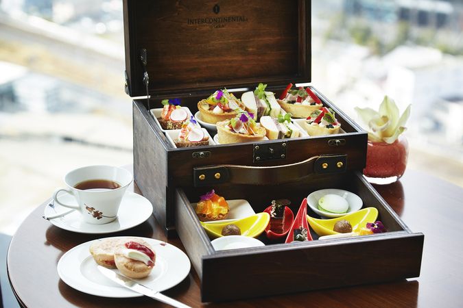 Lounge "3-60 (Three Sixty)"