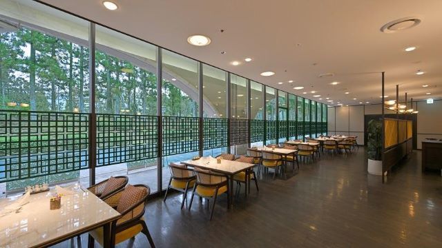 Buffet Restaurant Tohen / The Prince Kyoto Takaragaike