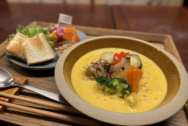 RAWZEN FARMS CAFE 