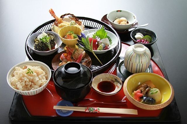 Seasonal Taste Shinya