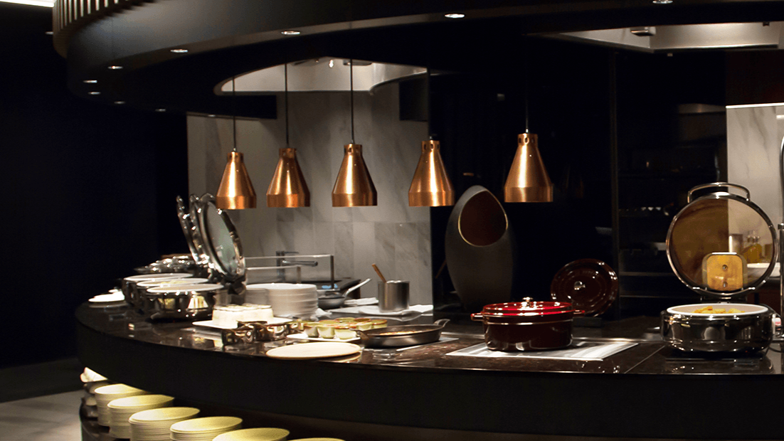 All Day Dining KAZA / Rihga Royal Hotel Kyoto