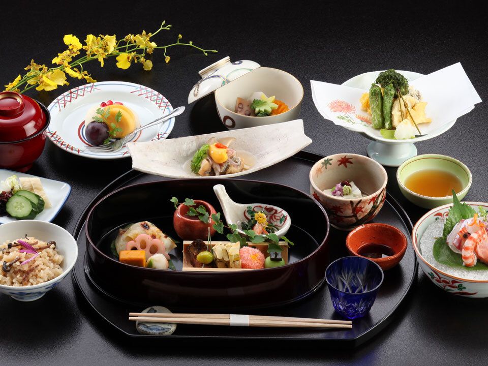 季節会席　華　（平日）