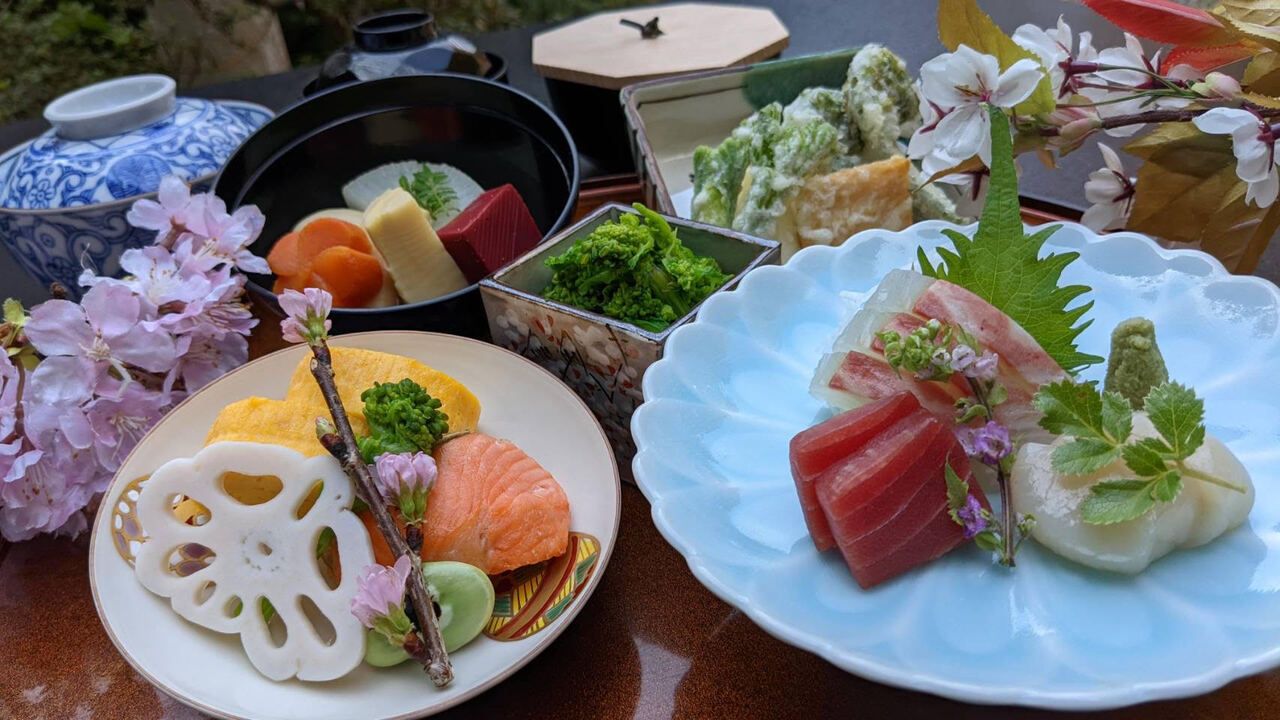 季節膳と冷奴