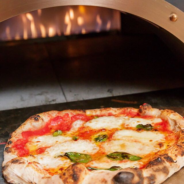 [All-You-Can-Drink Included] Cheers with your friends over our signature dishes! ★ "Large Plate Sharing Course"