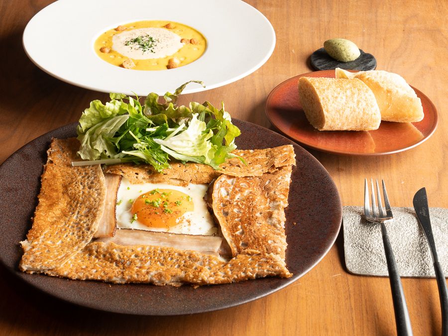 ブルターニュガレットランチ　お料理全2品