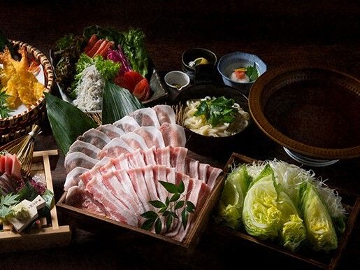 【ご宴会/大皿/忘新年会】数量限定～黄金出汁～霧島黒豚のしゃぶしゃぶコース（全6品）2時間飲み放題付5000円