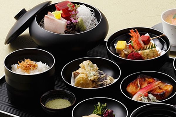 ◇【献杯酒付】法事会席　水仙