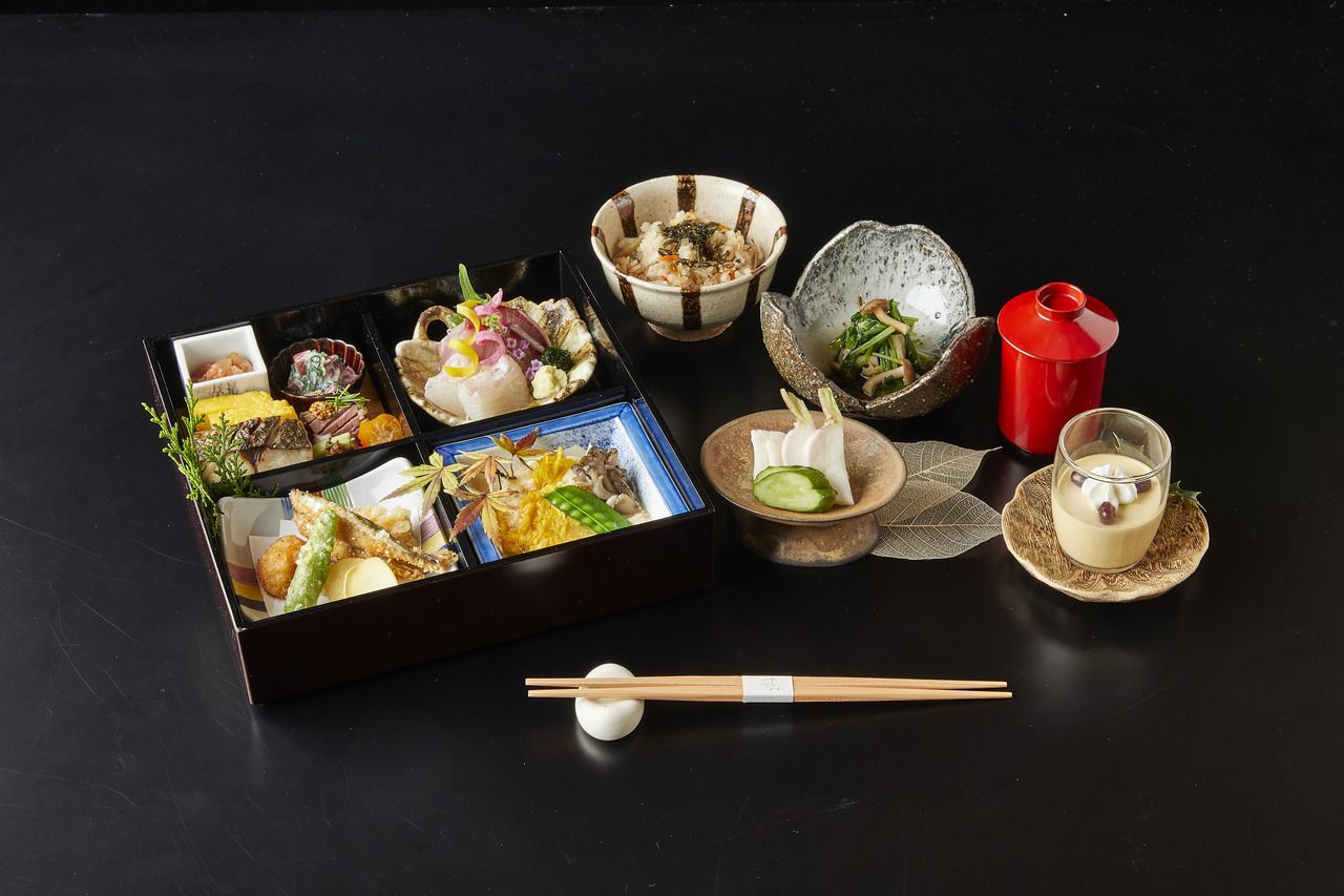 【Kaiseki Lunch】SHOKADO BENTO BOX