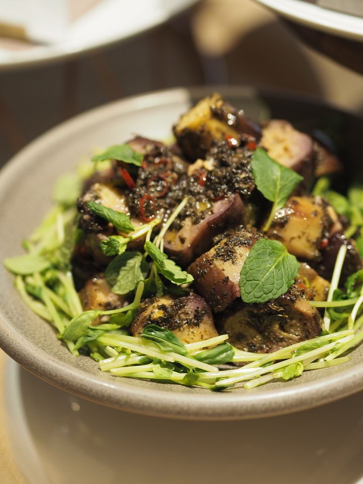 Brunch buffet and drink