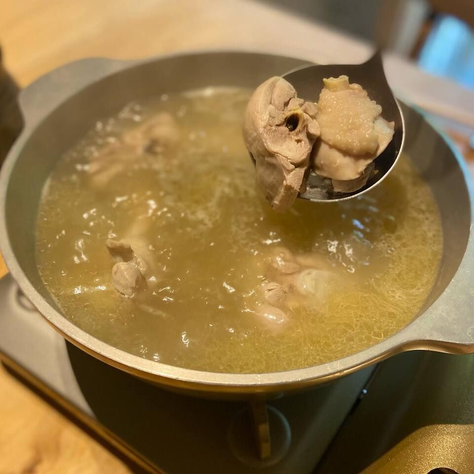 Mizutaki (appetizer, chopped meat, meatballs, vegetables)