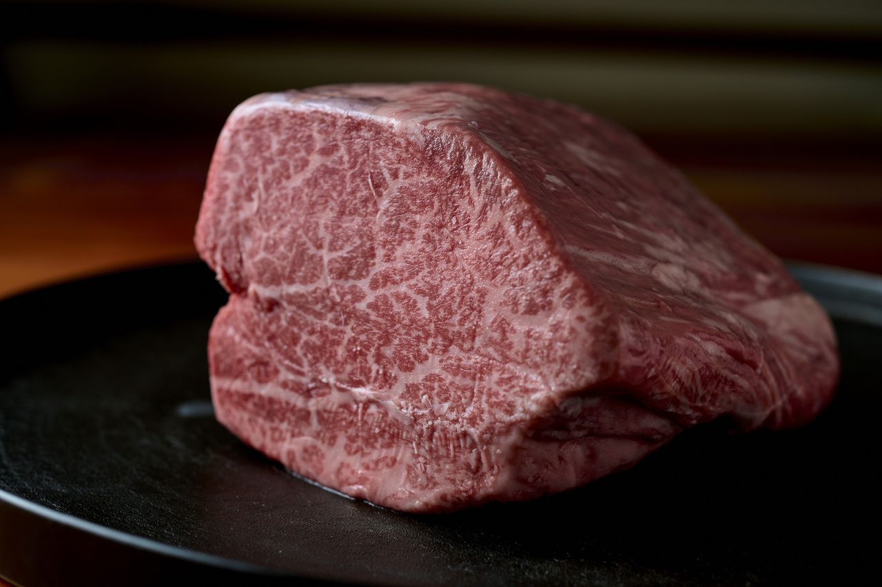 [Dinner] Chateaubriand course featuring the best parts of Tsuchiho.