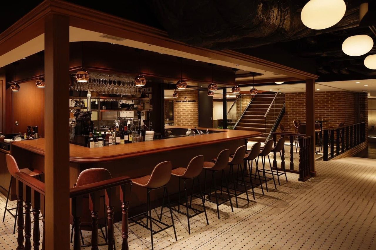 【選べる乾杯ドリンク付き】【カジュアルコース】キャビアプリンや鮮魚のカルパッチョ、魚介パエリアなど　全５品のディナーコース