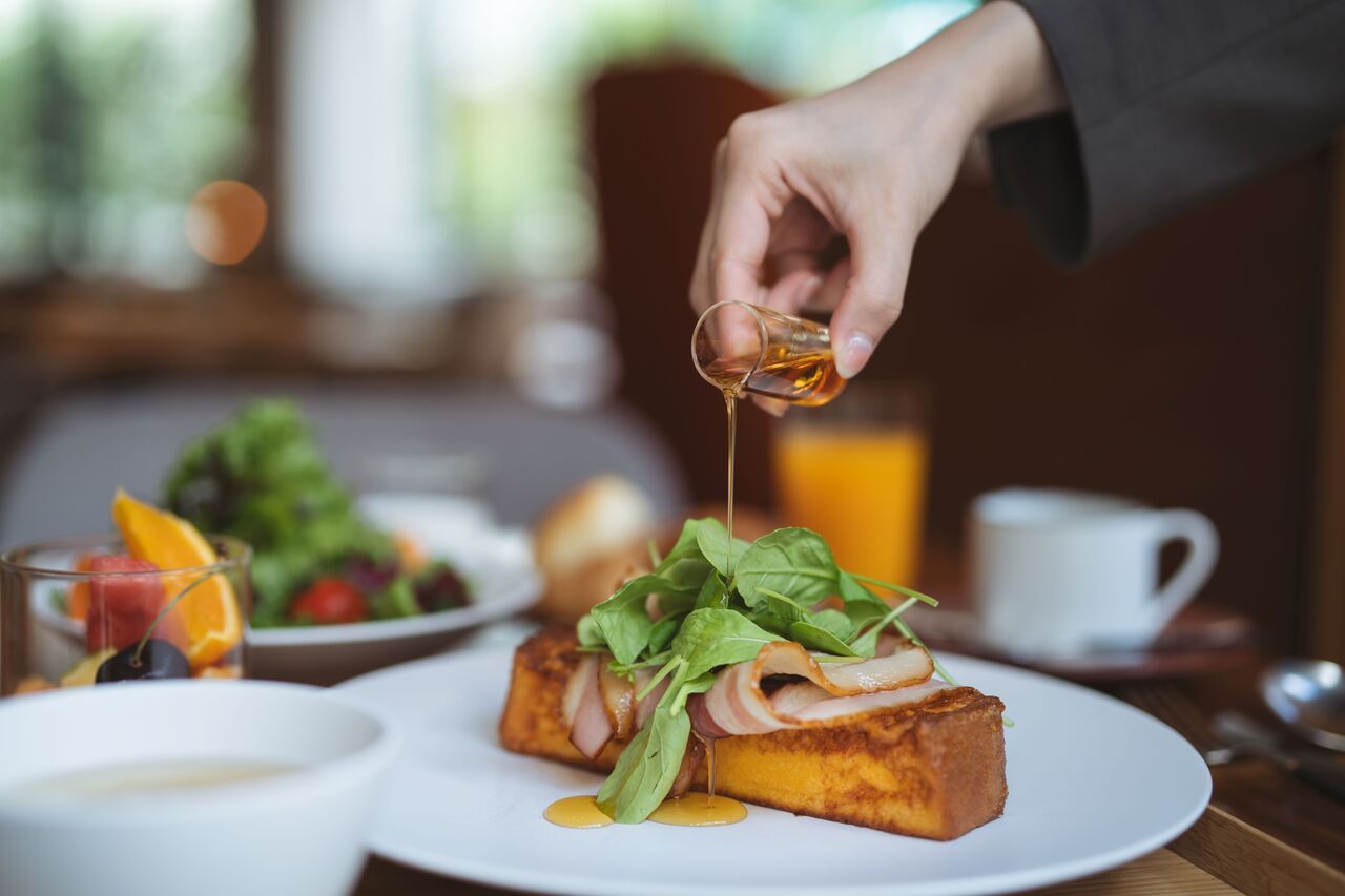 【モーニング 】 選べるメインディッシュのセミブッフェ 