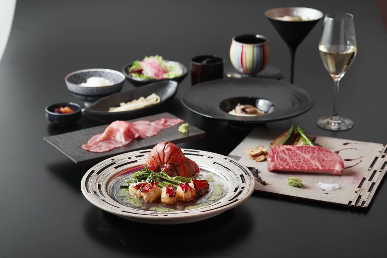 뉴 마츠자카 코스(스테이크와 해물)