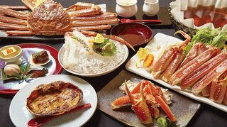 〈新鮮〉生簀捌きたて【特選活ズワイ蟹＆香箱蟹コース】