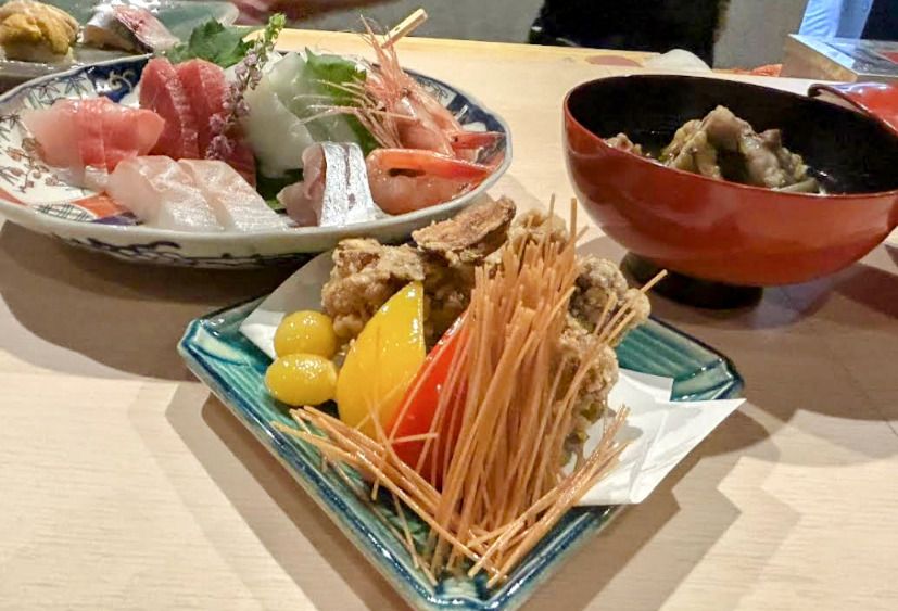 A course that combines our signature sushi and a la carte dishes with fried soft-shelled turtle and soup.