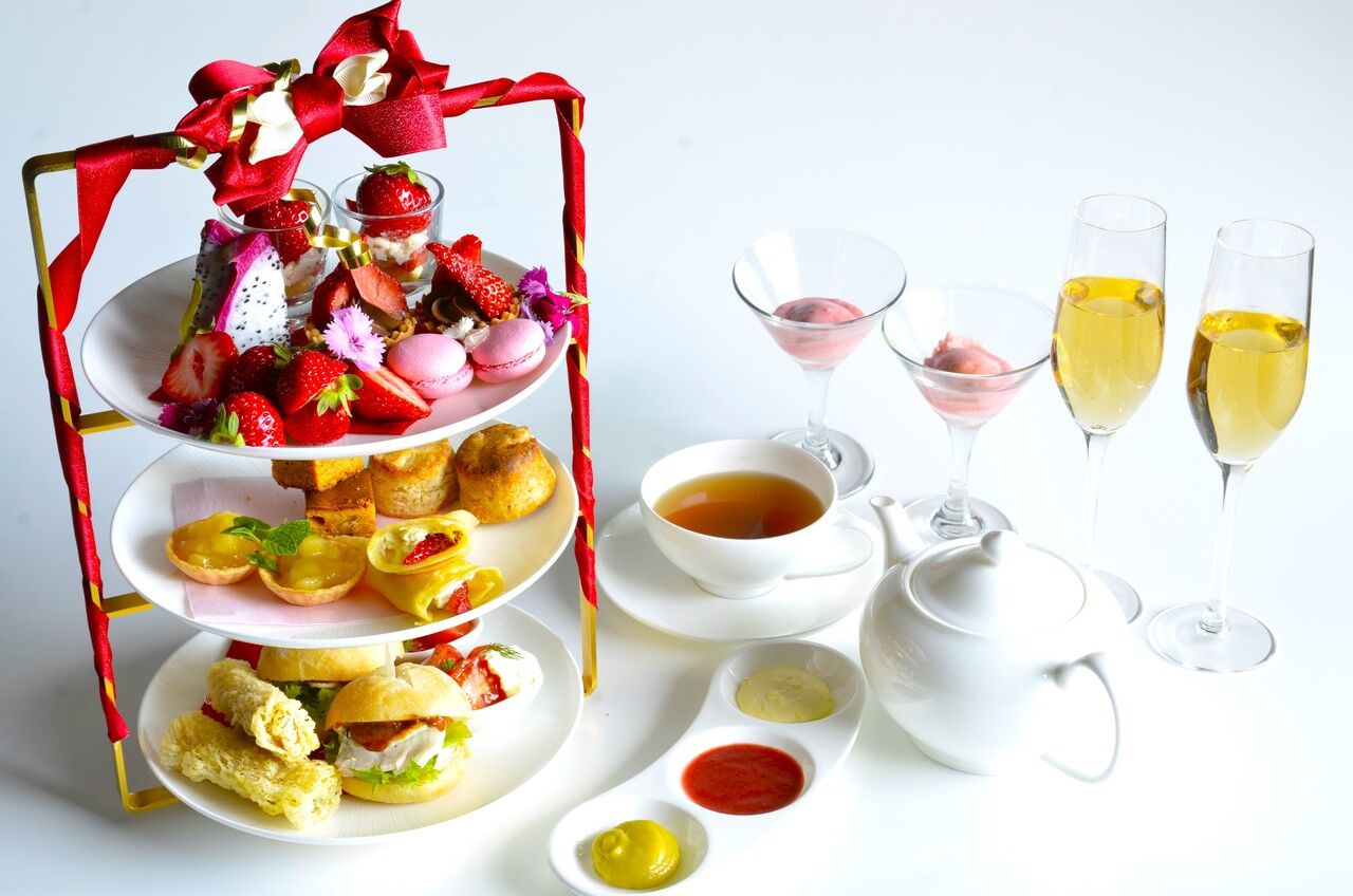 Cheers  Straw Berry  Afternoon Tea Paphio