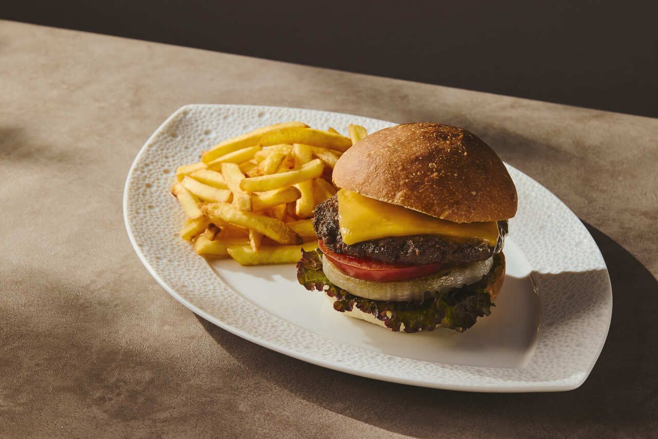 【お子様】メイン料理1種類を選べるランチビュッフェ＜小人＞