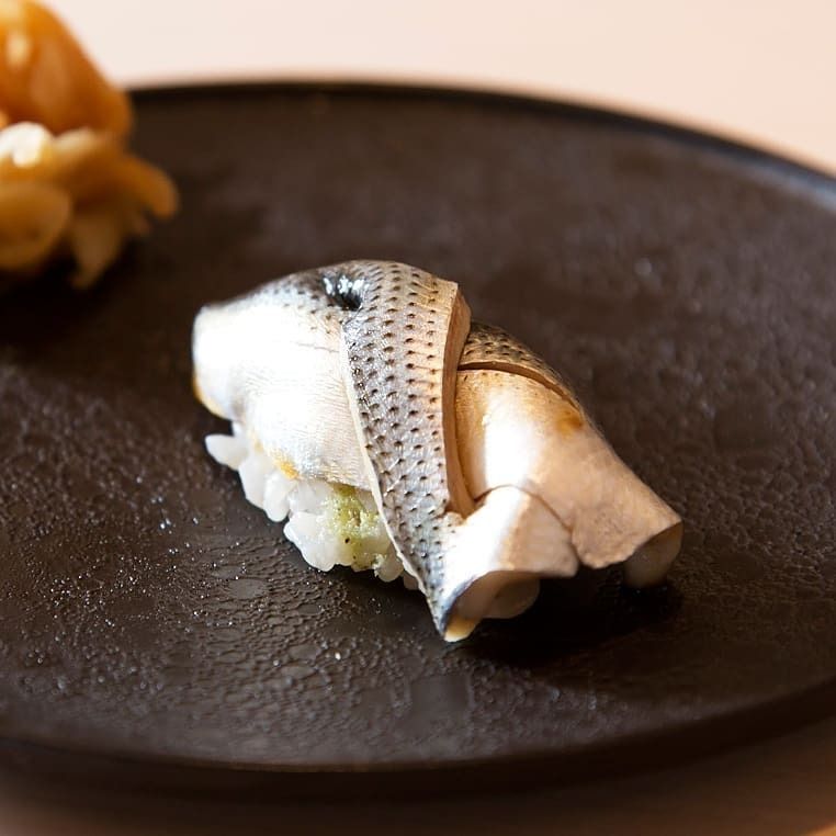 디너 「안주 7품과 잡기 12관 맡김 코스」27280엔～