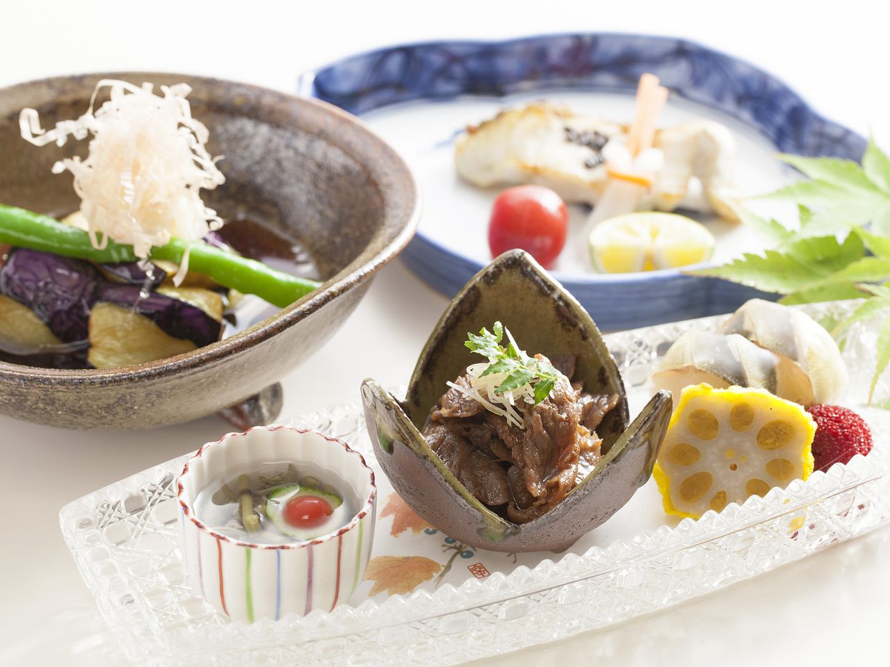 Seasonal Kaiseki 13,500 yen (tax and service charge included)