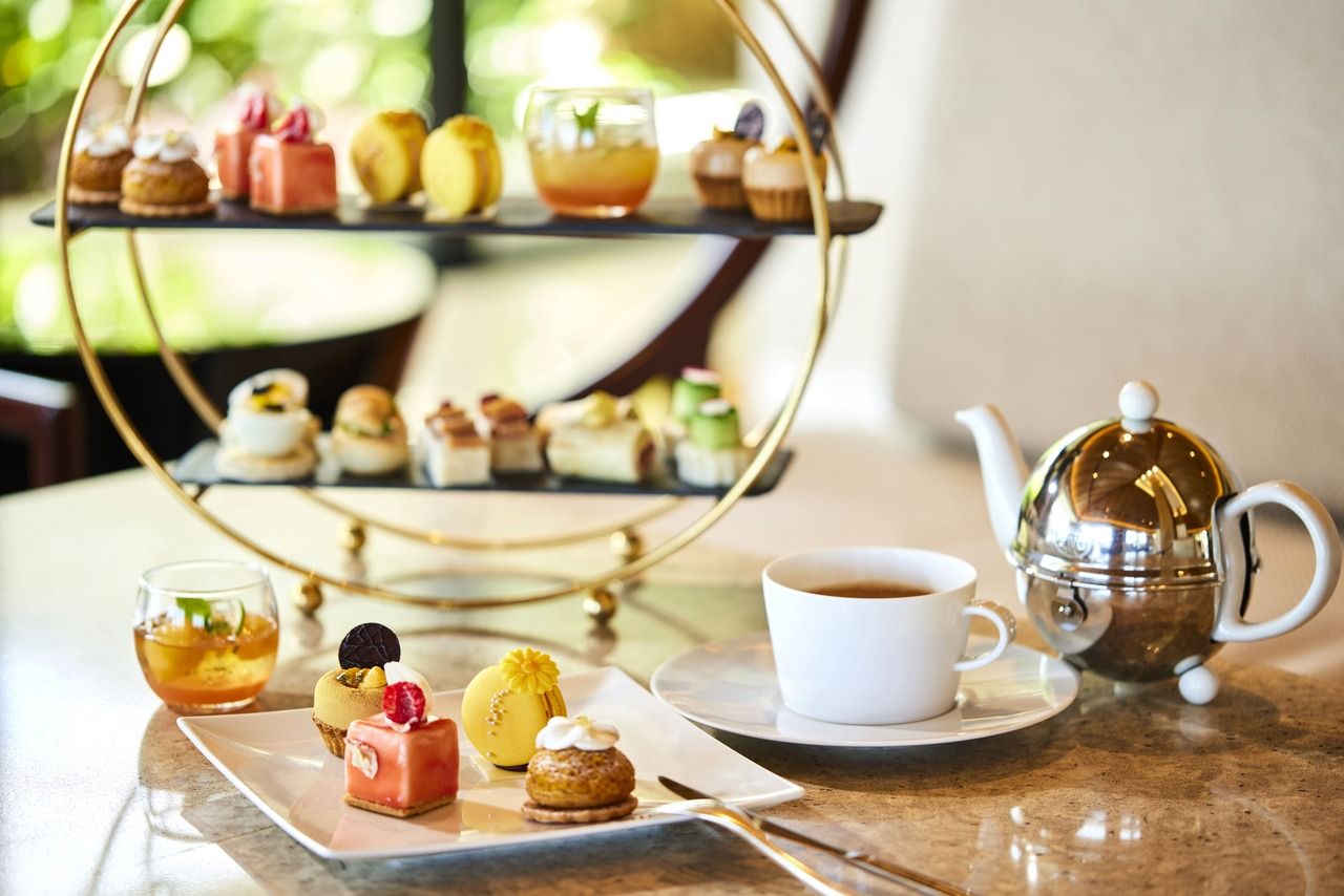 【with Glass of champagne】The Ritz-Carlton, Okinawa Afternoon Tea Set
