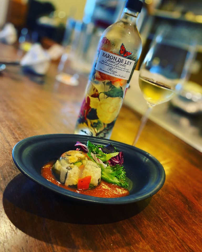 [MENU A] Seasonal appetizer, seafood and meat course + 4 glasses of pairing + 1 half glass available only for online reservations