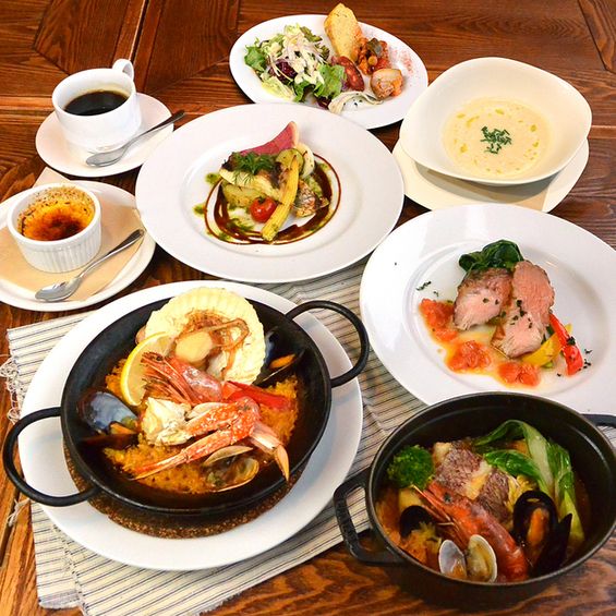 [Saturdays, Sundays, and holidays only] Lunch prix fixe course